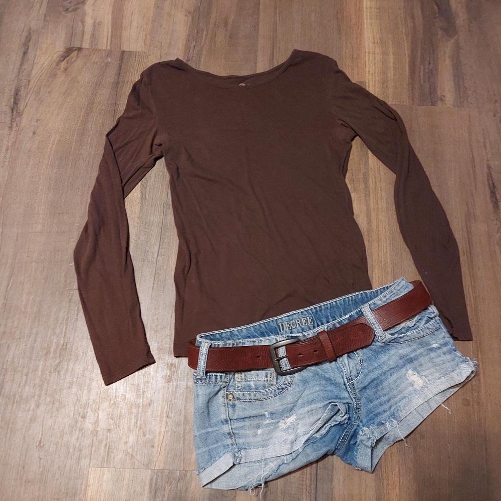 Brown Long Sleeve Medium